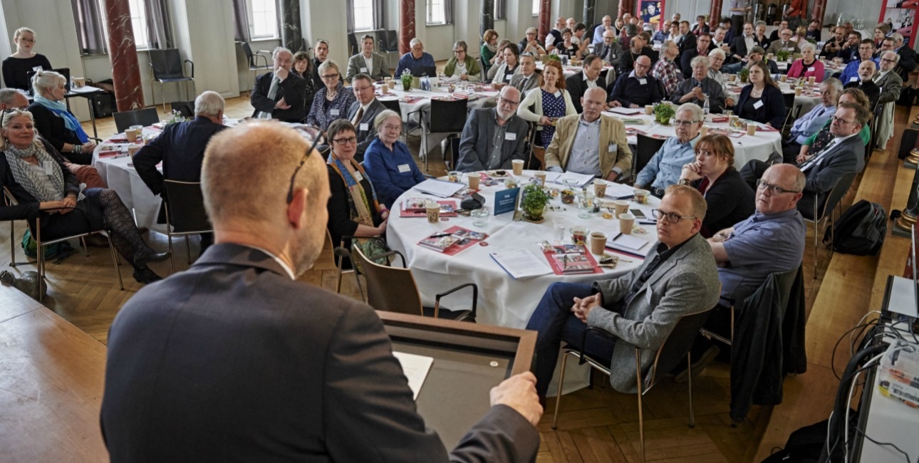 Sverri Hammer er bestyrelsesformand hos Bibelselskabet.