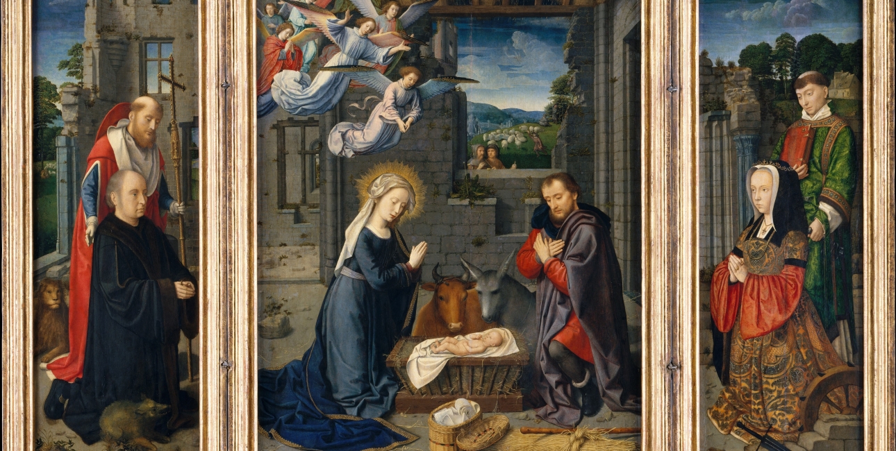 Maria og Josef beder over Jesu krybbe mens okserne ser til. Ude til højre ses en bedende kvinde fra malerens samtid. Udsnit af Gerard Davids "Triptykon med Jesu fødsel". Fra Wikimedia Commons.