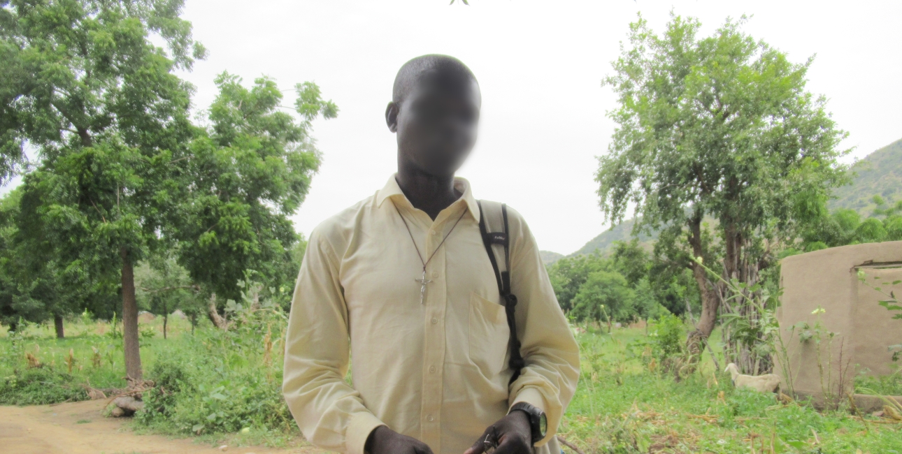 Bibeloversættelse i Cameroun, bibeoversætter Marcel. Foto: UBS