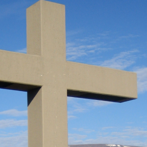Kors foran Blönduóskirkja 