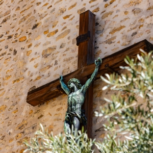 Jesus på korset. Foto: Unsplash.