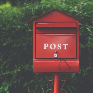 Postkasse. Foto: Unsplash.