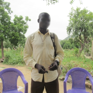 Bibeloversættelse i Cameroun, bibeoversætter Marcel. Foto: UBS