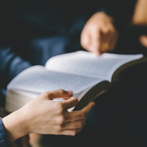 Bibel. Foto: Deemerwha studio / Shutterstock.