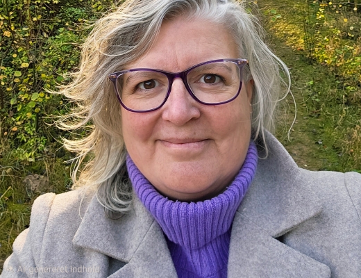Nana Holm Green er præst i Birkebjergkirken i Næstved, som er en del af Det Danske Missionsforbund. For hende kan håb begynde i ærligheden over for Gud – og i morgenrøden, der minder om, at mørket ikke varer ved.