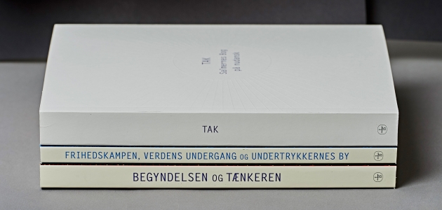 Nogle af de gammeltestamentlige skrifter på nudansk er udgivet i separate bøger. Foto: Carsten Lundager.