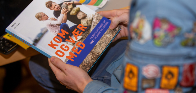 FDF uddeler 350 aktivitetsbøger. Foto: Thomas Heie Nielsen.