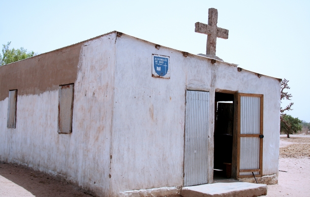 Den lokale kirke, Dagadaoud Assemblies of God i Senegal, hvor læseundervisning foregår. Foto: Joaquim Dassonville / UBS. 