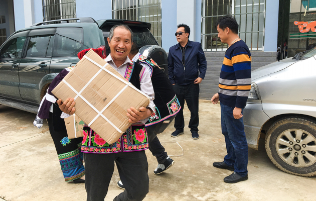Papkasse med bibler til Kina. Foto: De Forenede Bibelselskaber