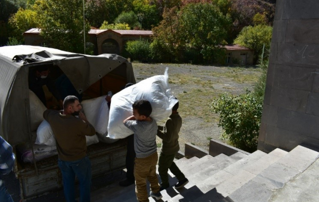 Uddeling af nødhjælp i Armenien. Foto: Det Armenske Bibelselskab