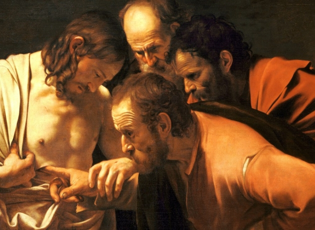 Disciplen Thomas ville mærke Jesus' sår, inden han troede på, at Kristus faktisk var genopstået. Maleriet er kaldet "Sankt Thomas' Tvivl" og malet af Michelangelo di Caravaggio i ca. 1601-1602. Foto: Wikimedia Commons.
