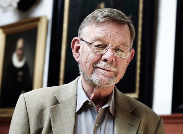 Kjeld Holm.
